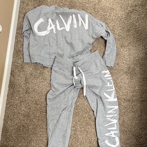 Calvin Klein Women’s Gray Logo Sweatpants Set